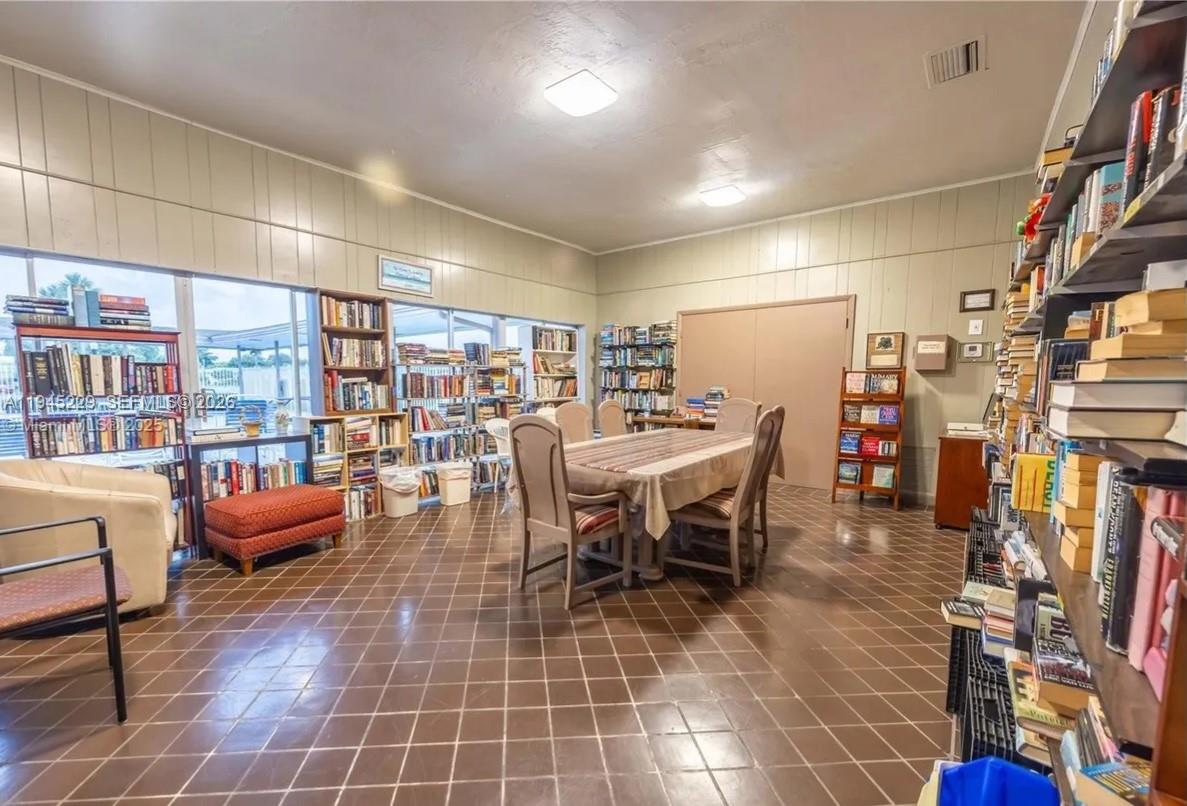 PARADISE GARDENS - Residential