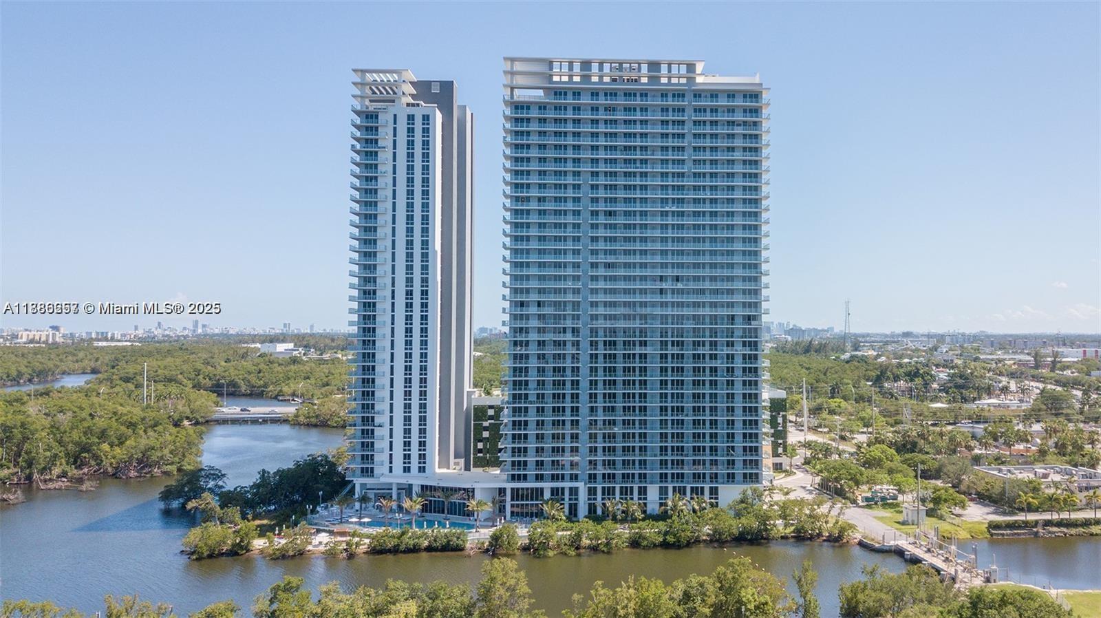 THE HARBOUR NORTH CONDO - Residential Lease