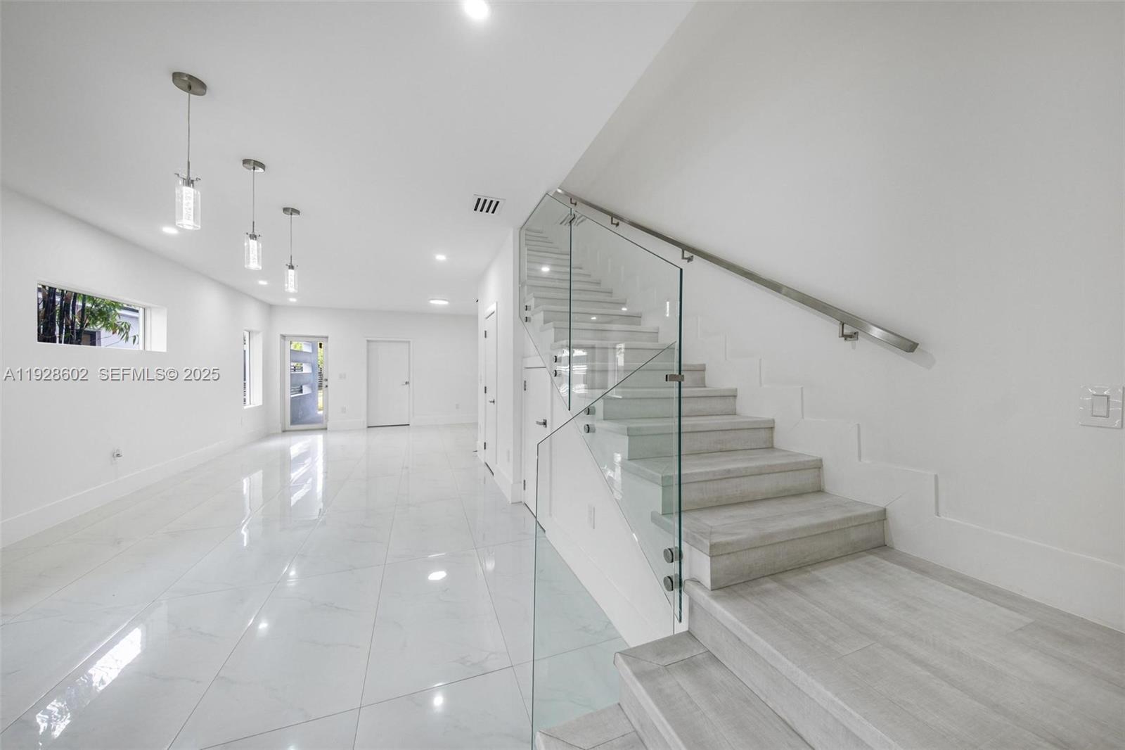 CARTERS ADDN TO C GR - Residential Lease