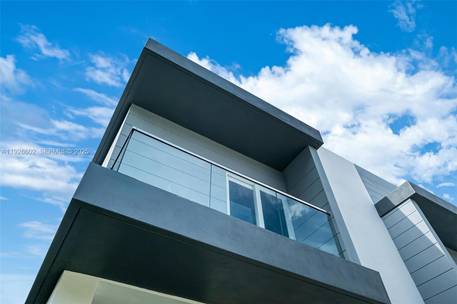 CARTERS ADDN TO C GR - Residential Lease