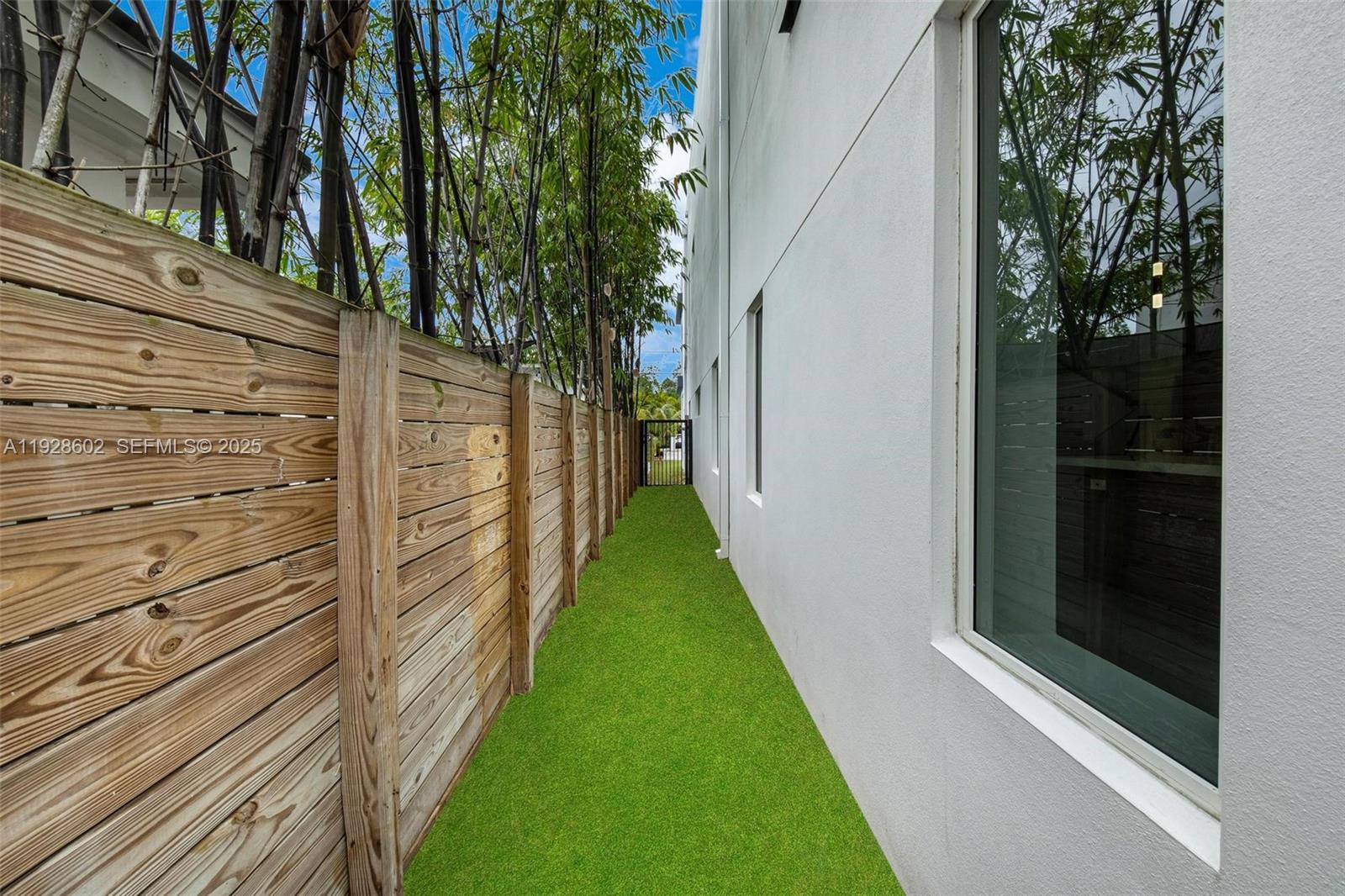 CARTERS ADDN TO C GR - Residential Lease