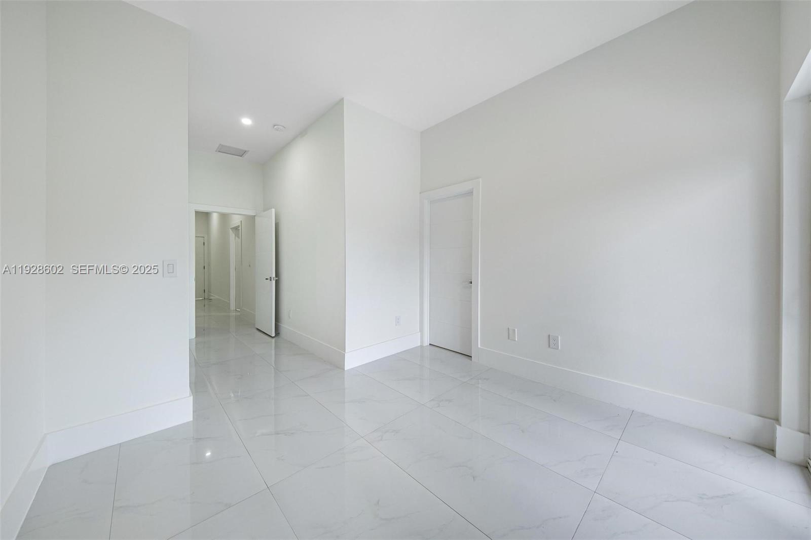 CARTERS ADDN TO C GR - Residential Lease