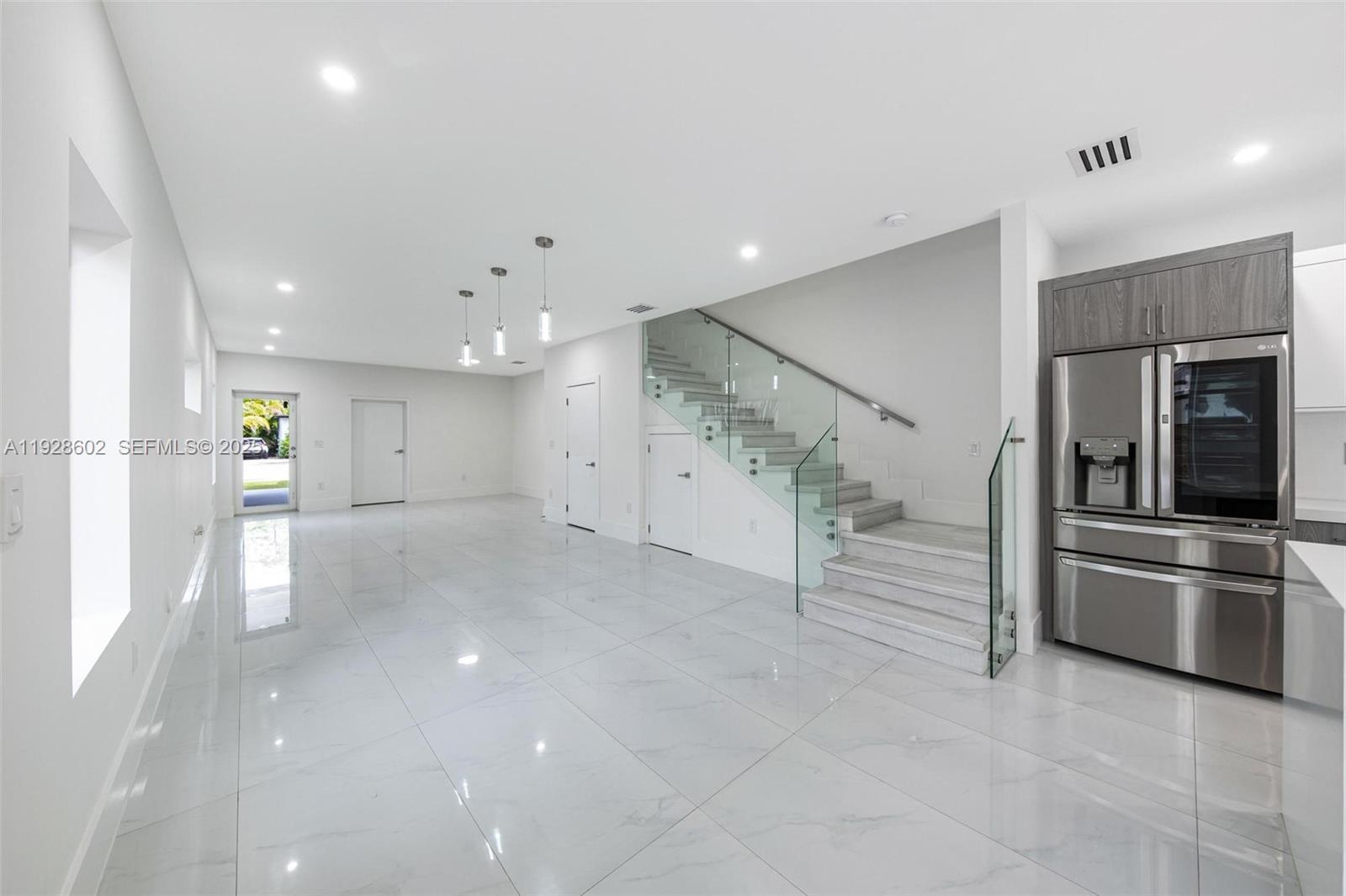 CARTERS ADDN TO C GR - Residential Lease