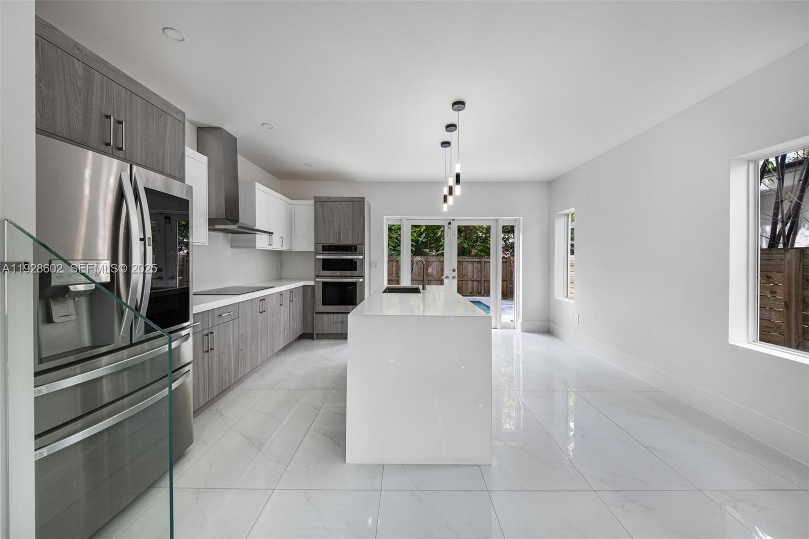 CARTERS ADDN TO C GR - Residential Lease