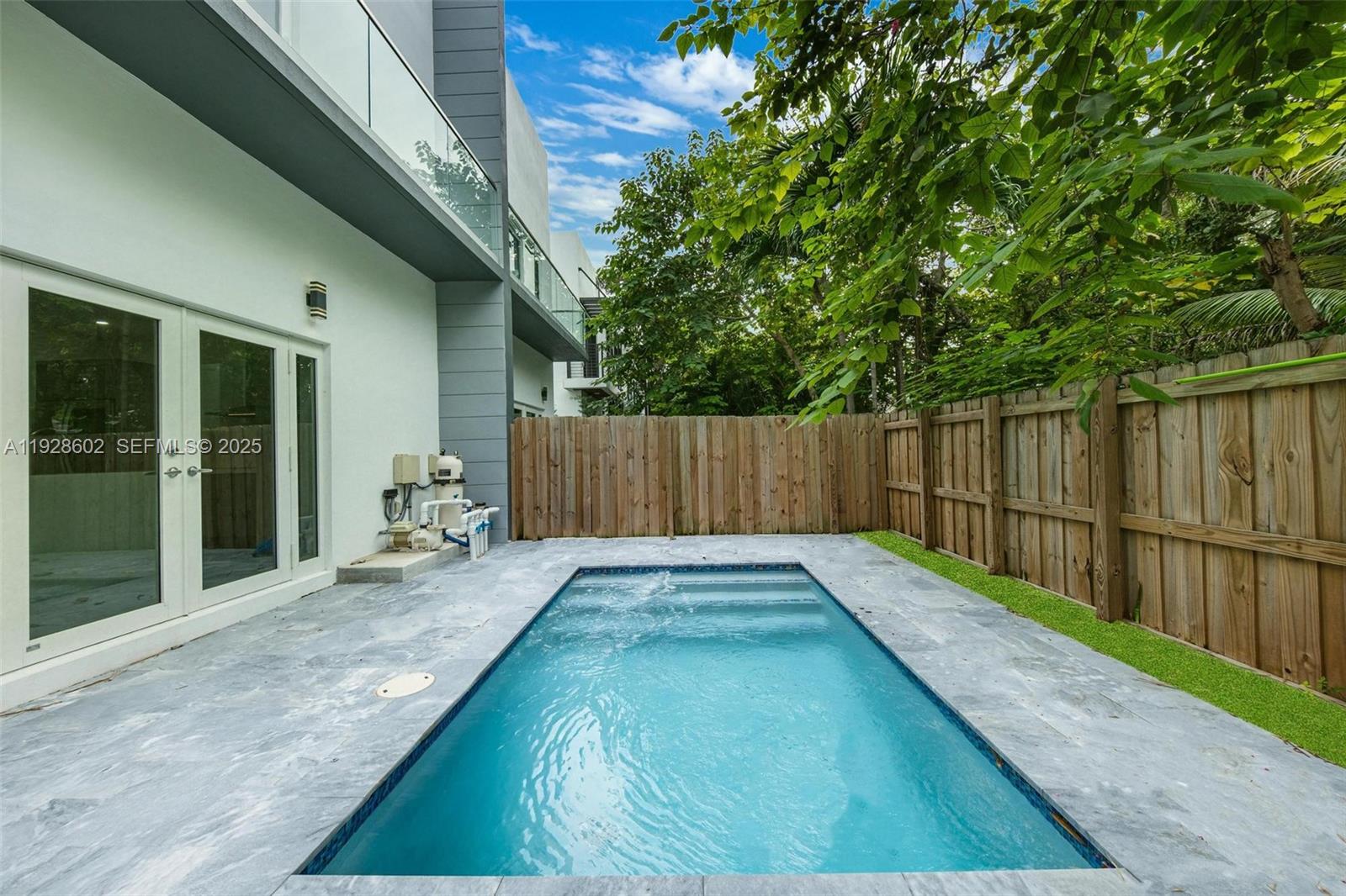 CARTERS ADDN TO C GR - Residential Lease