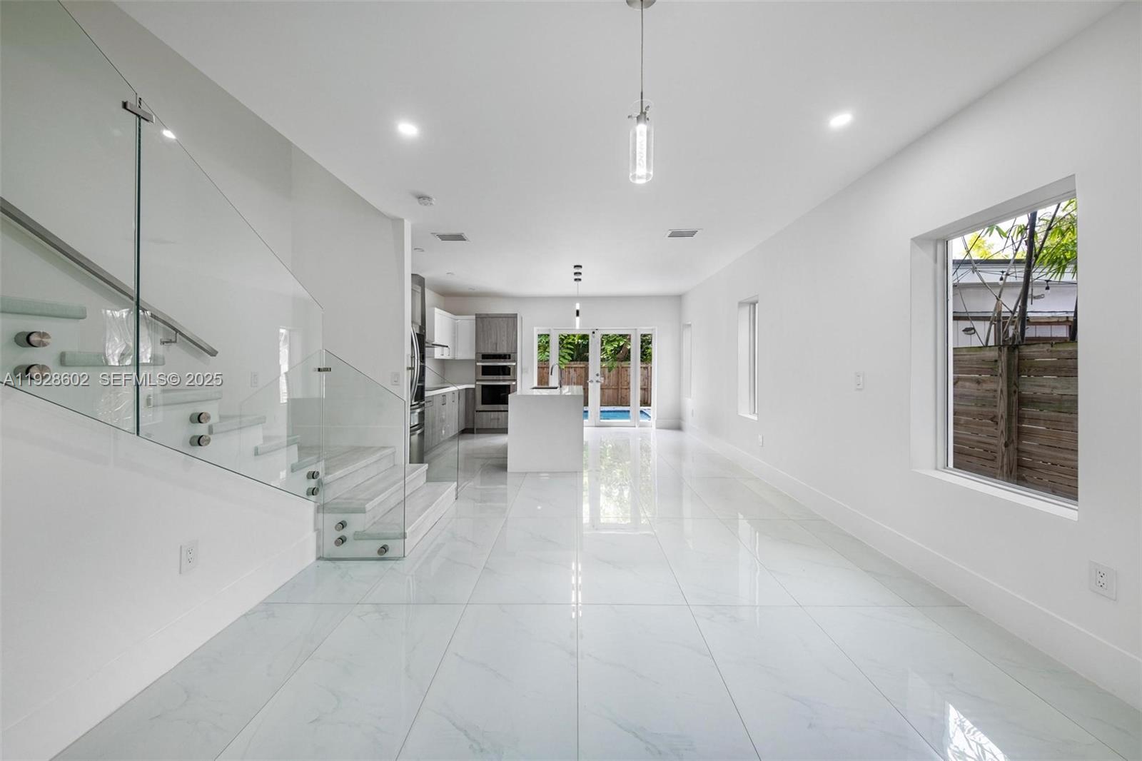 CARTERS ADDN TO C GR - Residential Lease