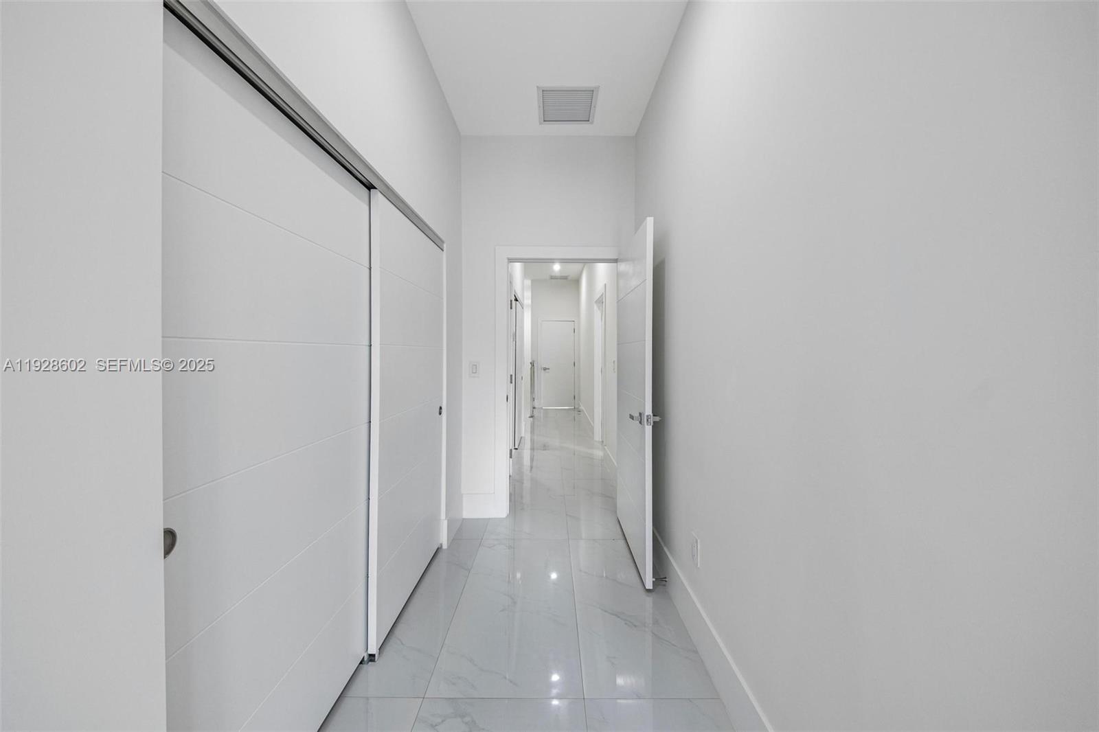 CARTERS ADDN TO C GR - Residential Lease