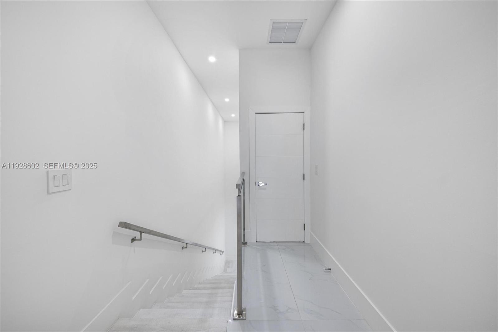 CARTERS ADDN TO C GR - Residential Lease