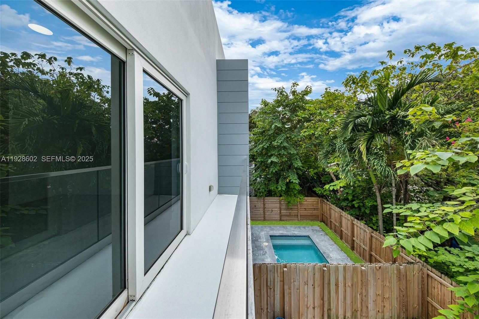 CARTERS ADDN TO C GR - Residential Lease