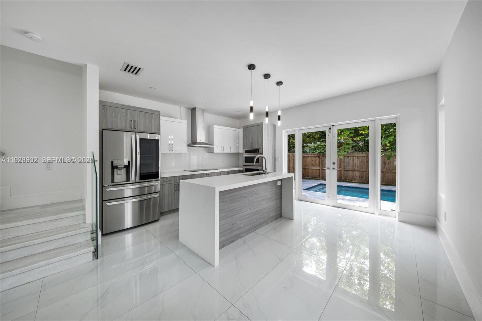 CARTERS ADDN TO C GR - Residential Lease