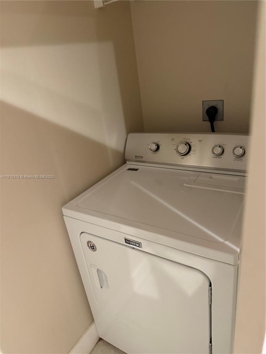 PORTO BELLAGIO CONDO - Residential