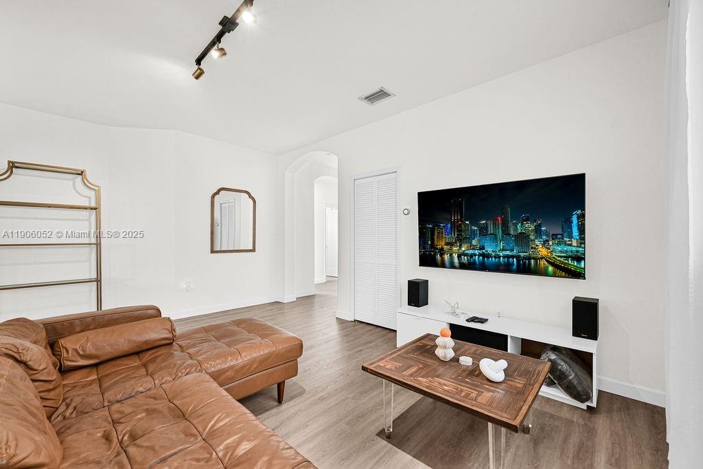 BALMORAL SUB PHASE I - Residential