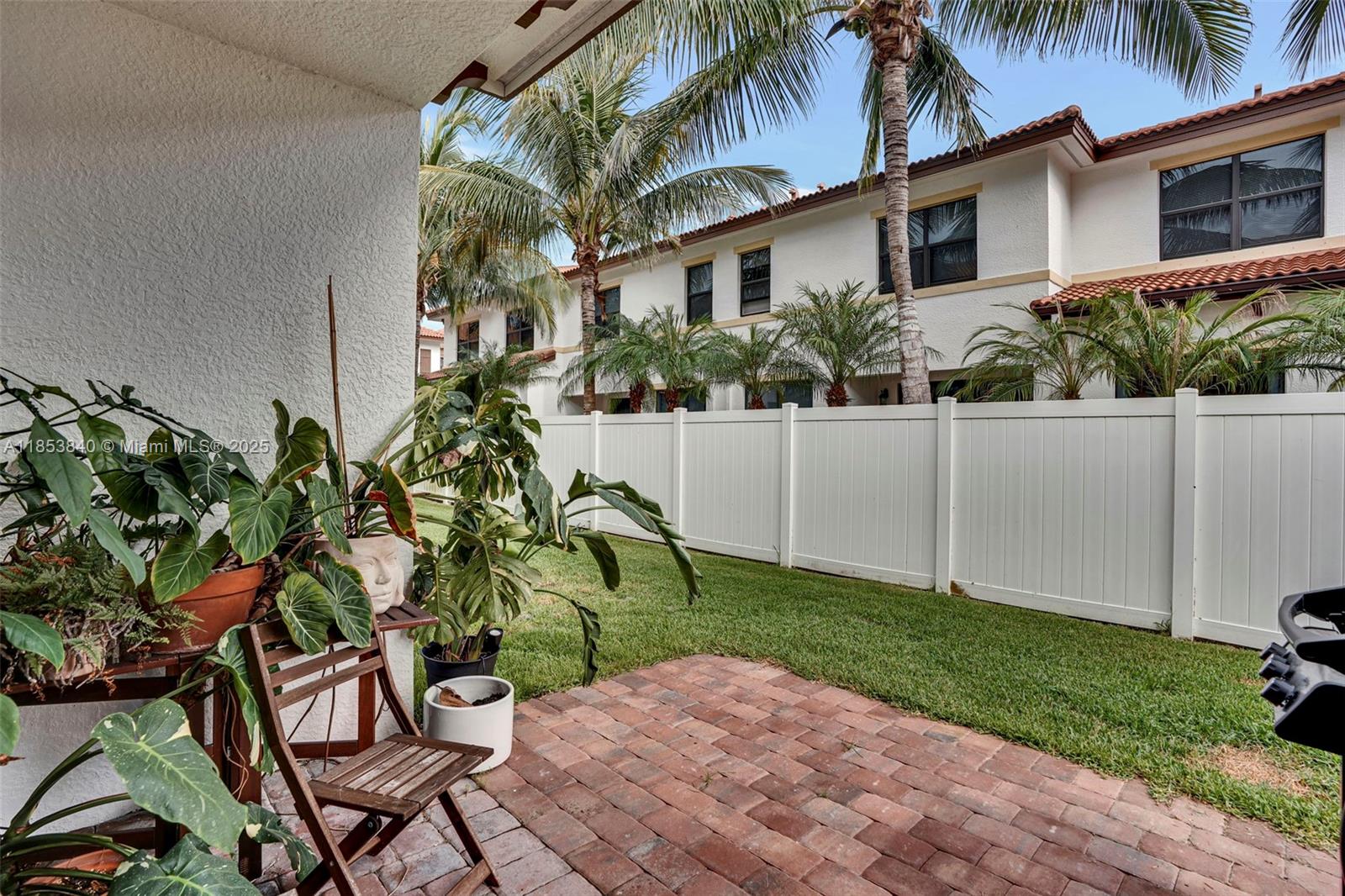PORTOFINO SPRINGS - Residential
