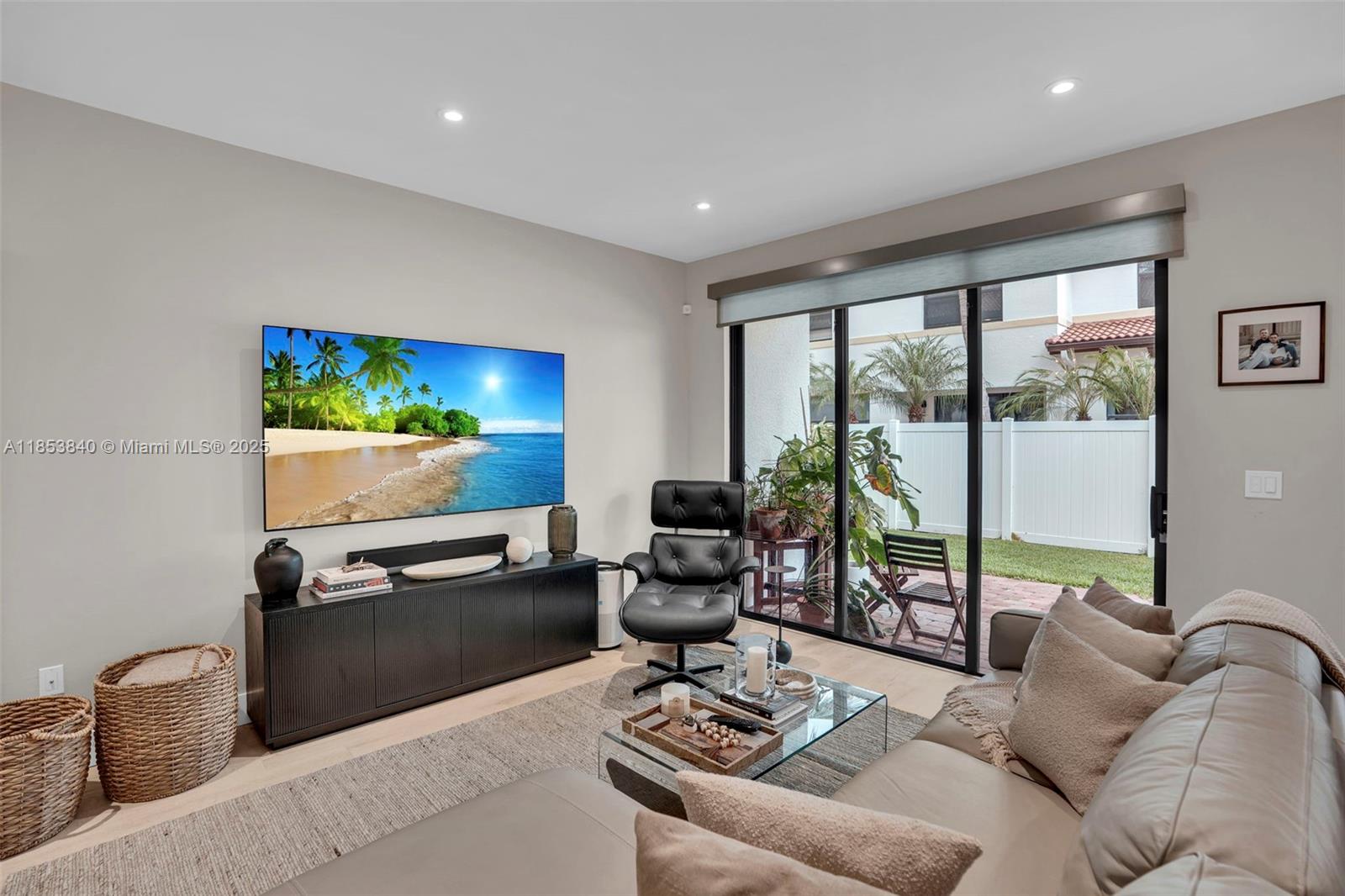 PORTOFINO SPRINGS - Residential