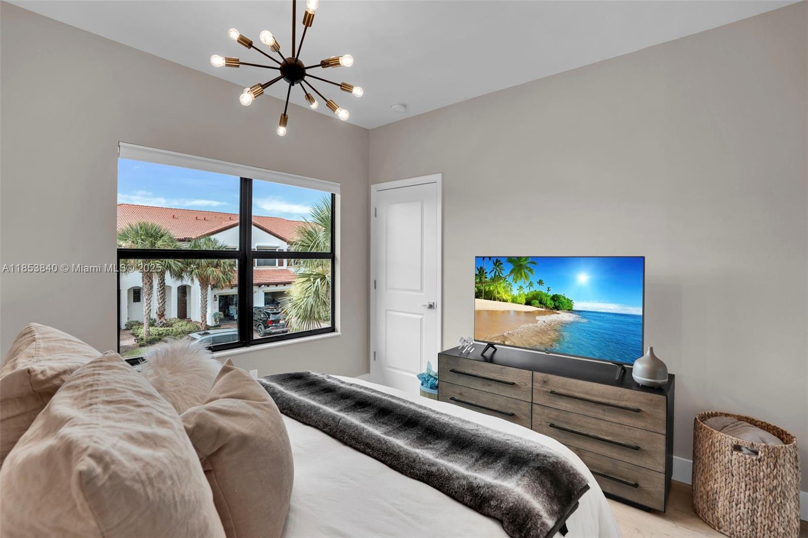 PORTOFINO SPRINGS - Residential