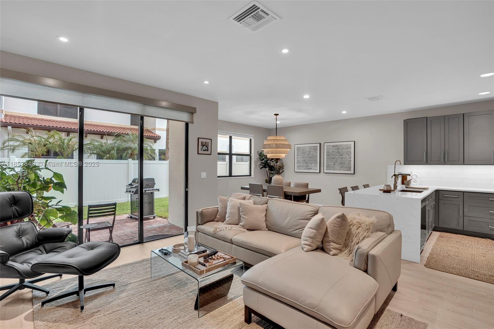 PORTOFINO SPRINGS - Residential