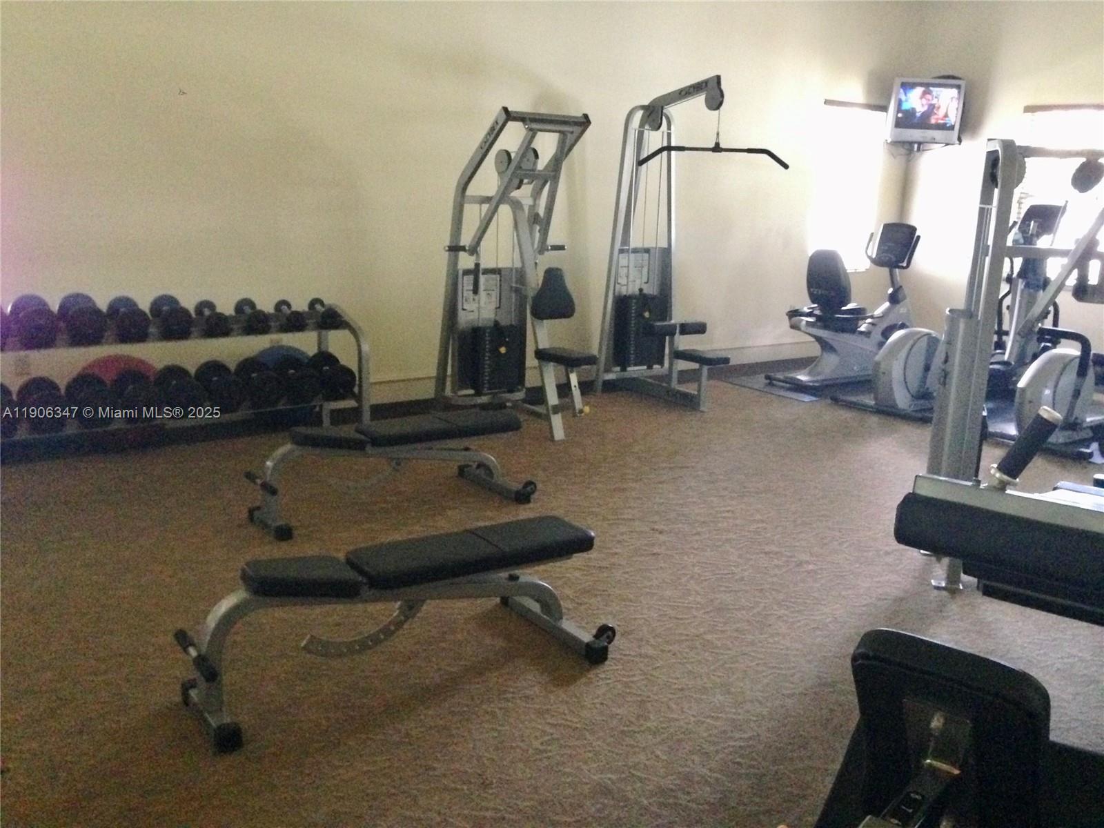 VILLAS AT EMERALD DUNES C - Residential Lease