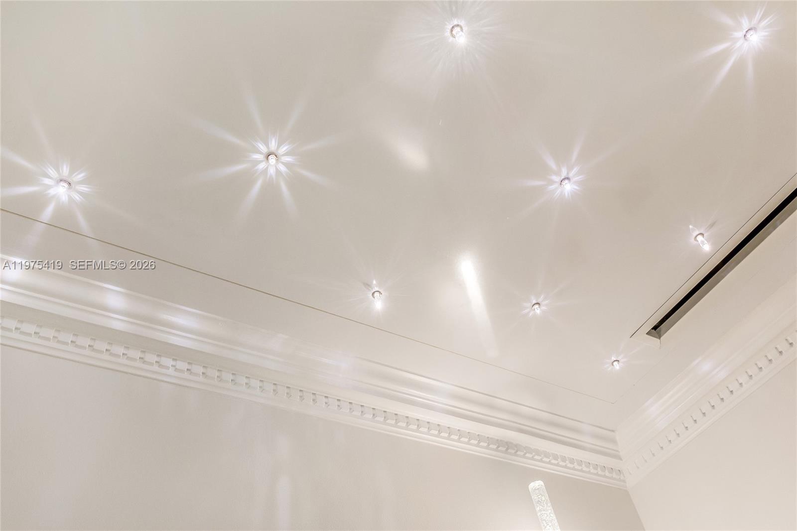 IL VILLAGGIO ON SOUTH BEAC - Residential