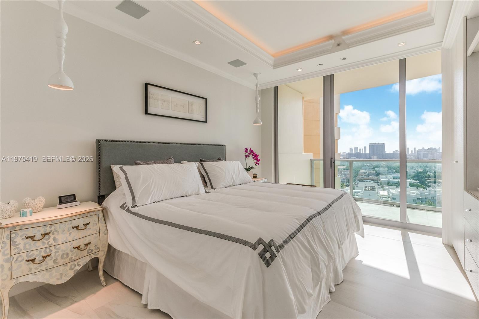 IL VILLAGGIO ON SOUTH BEAC - Residential