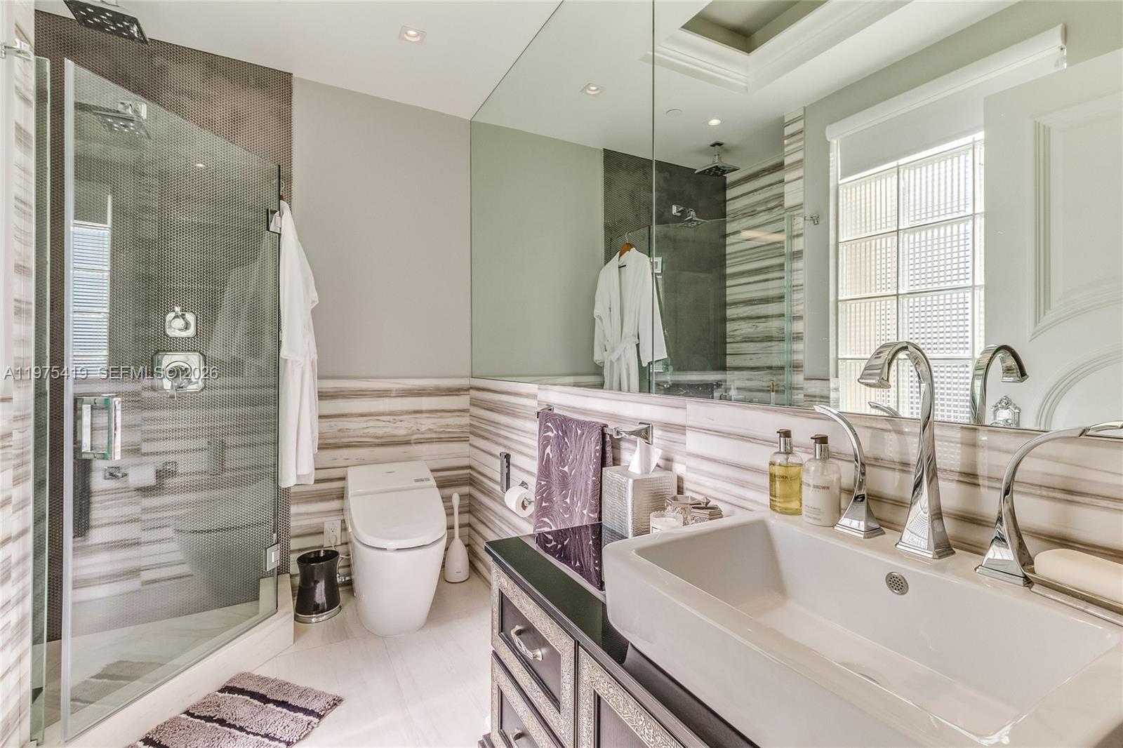 IL VILLAGGIO ON SOUTH BEAC - Residential