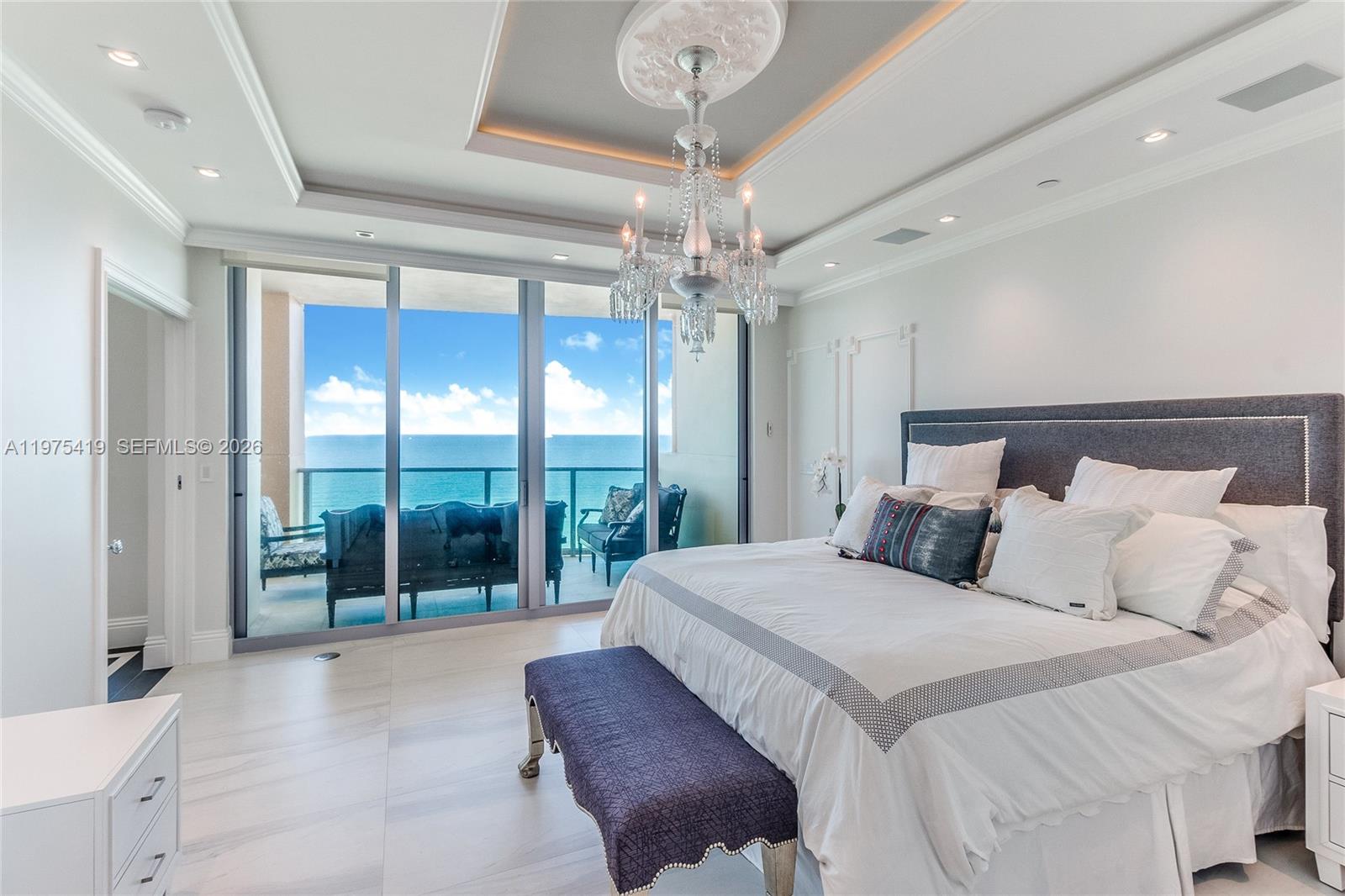 IL VILLAGGIO ON SOUTH BEAC - Residential