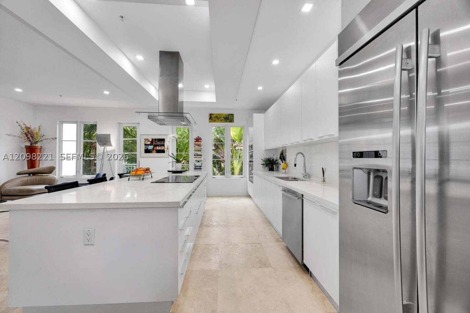525 Anastasia Ave 525