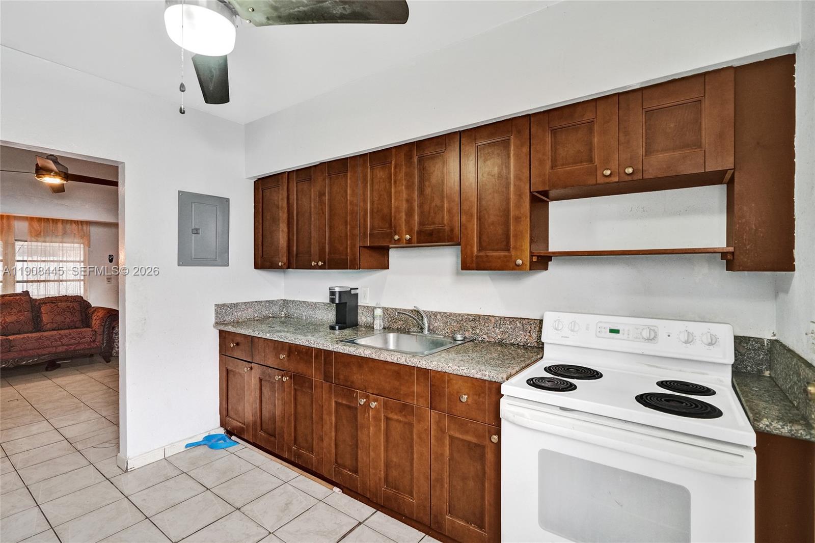 WEST BISCAYNE - Residential Income