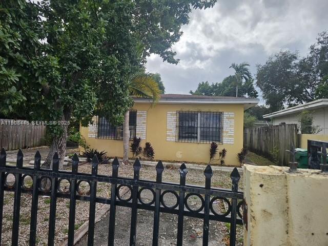 WEST BISCAYNE - Residential Income