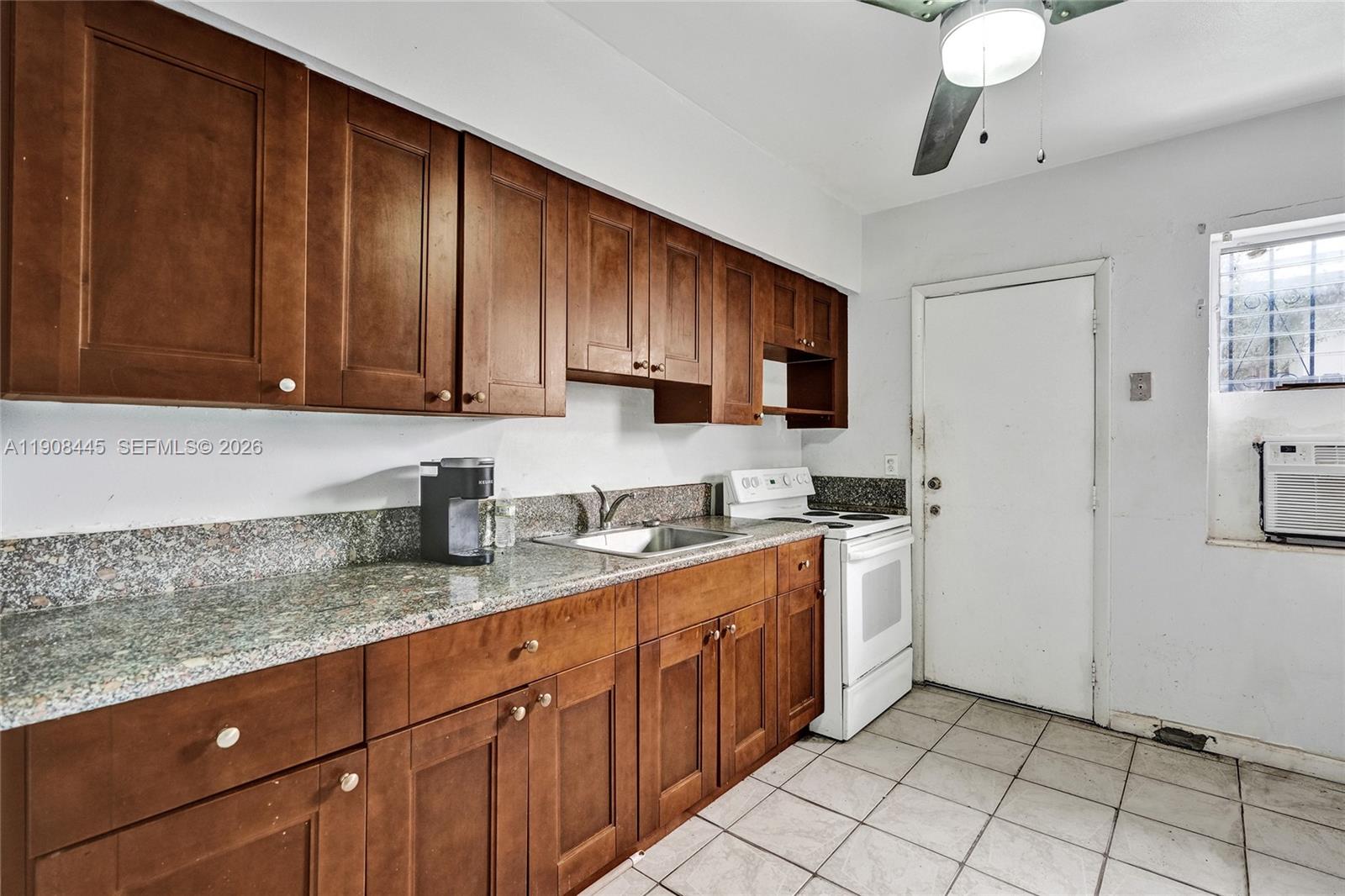 WEST BISCAYNE - Residential Income