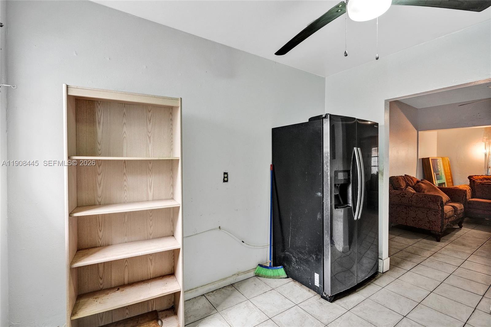 WEST BISCAYNE - Residential Income