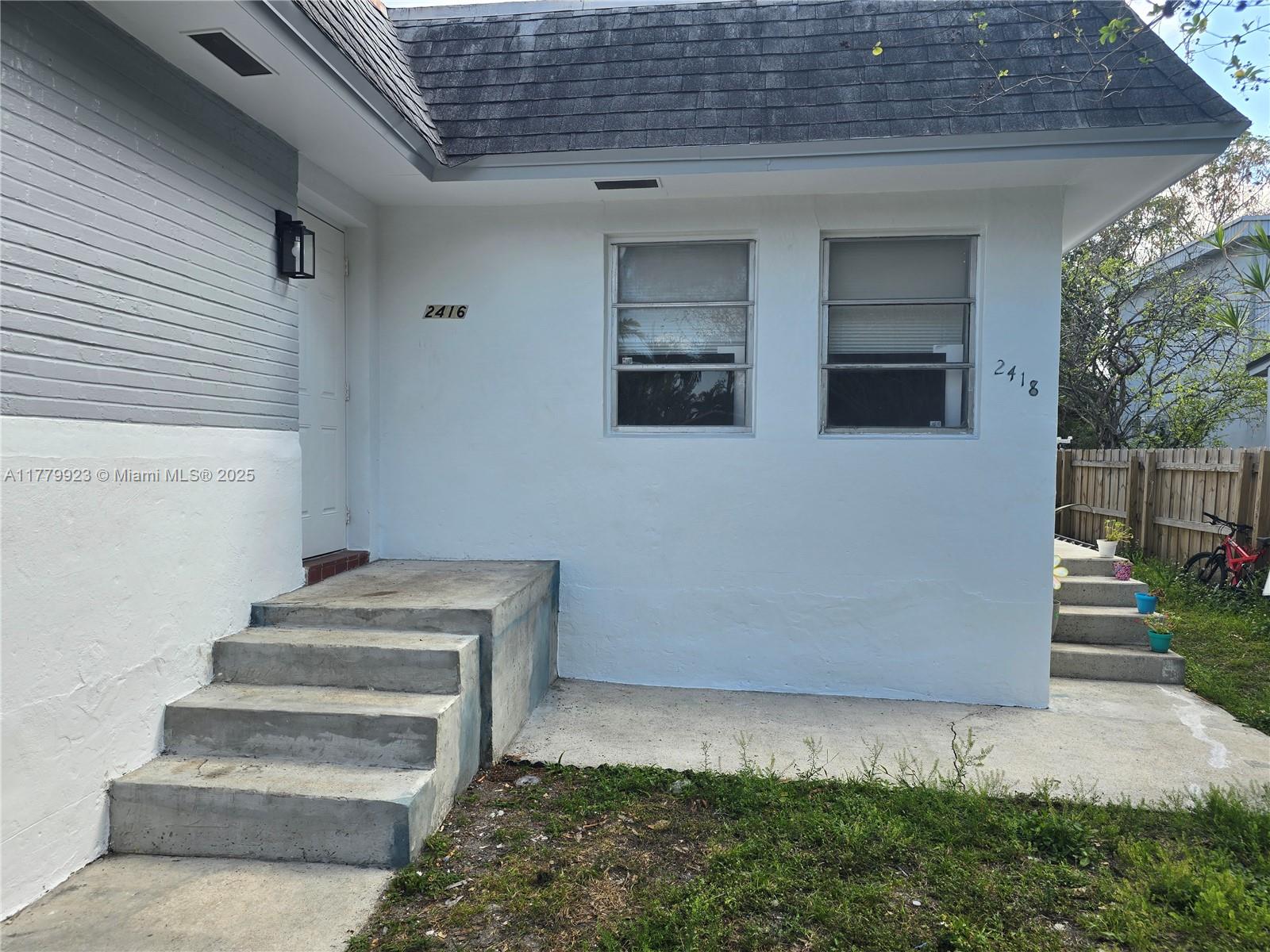 HOLLYWOOD PARK - Residential Income