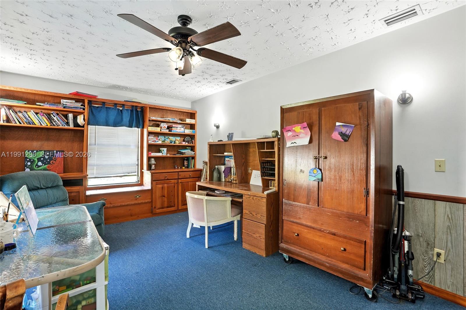 Port La Belle - Residential