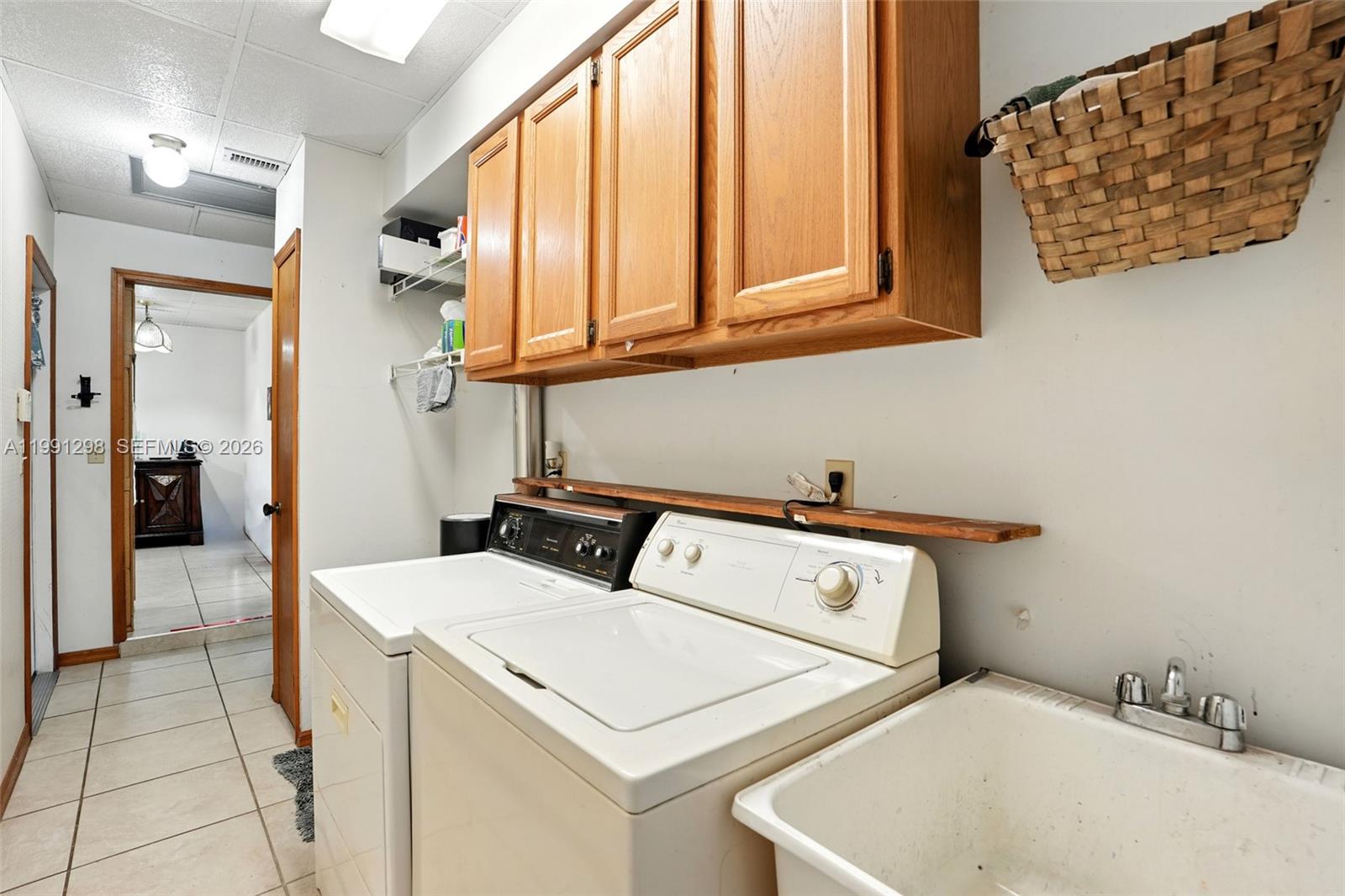 Port La Belle - Residential