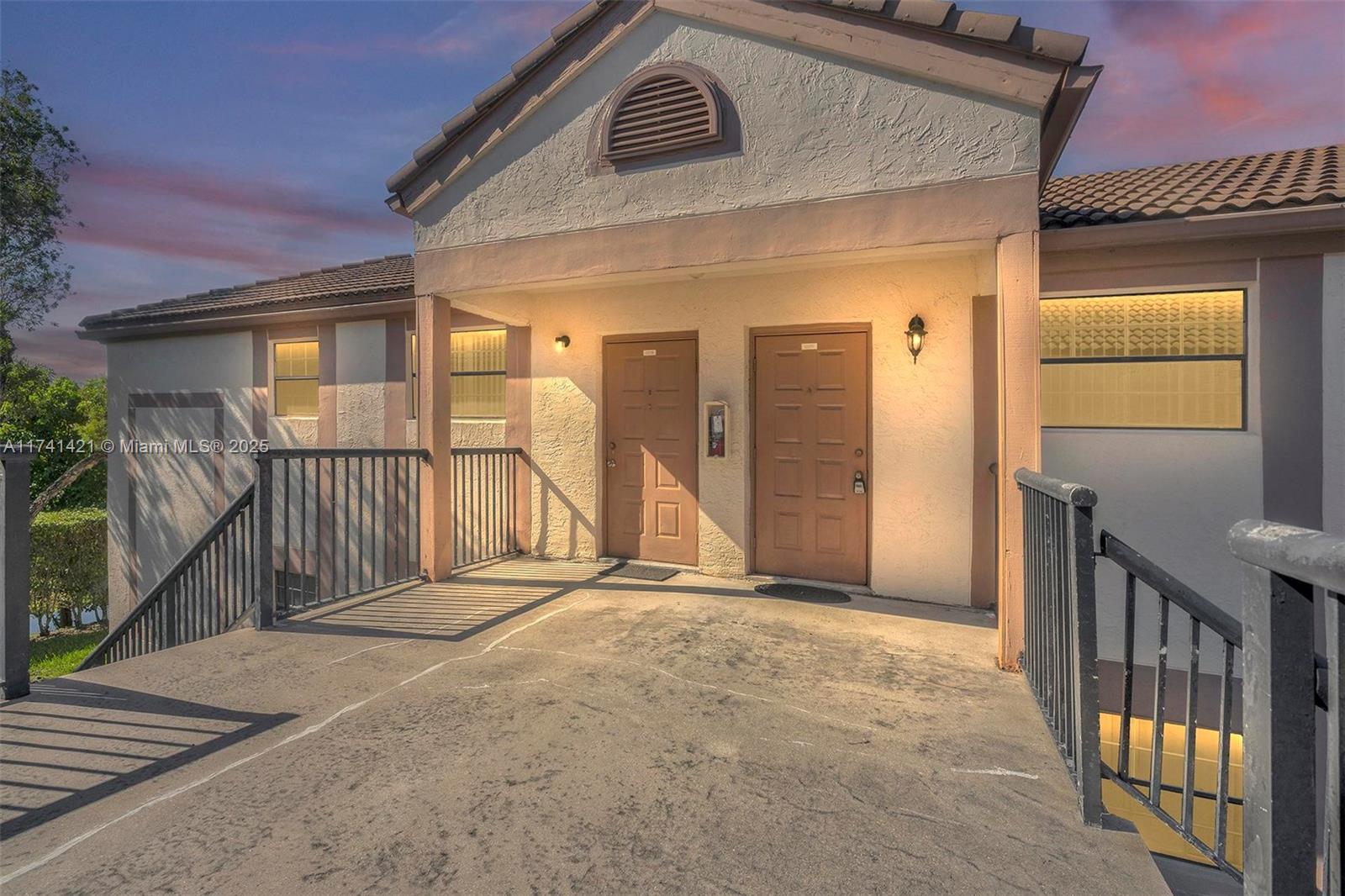 Grenadier Trace 1 - Residential