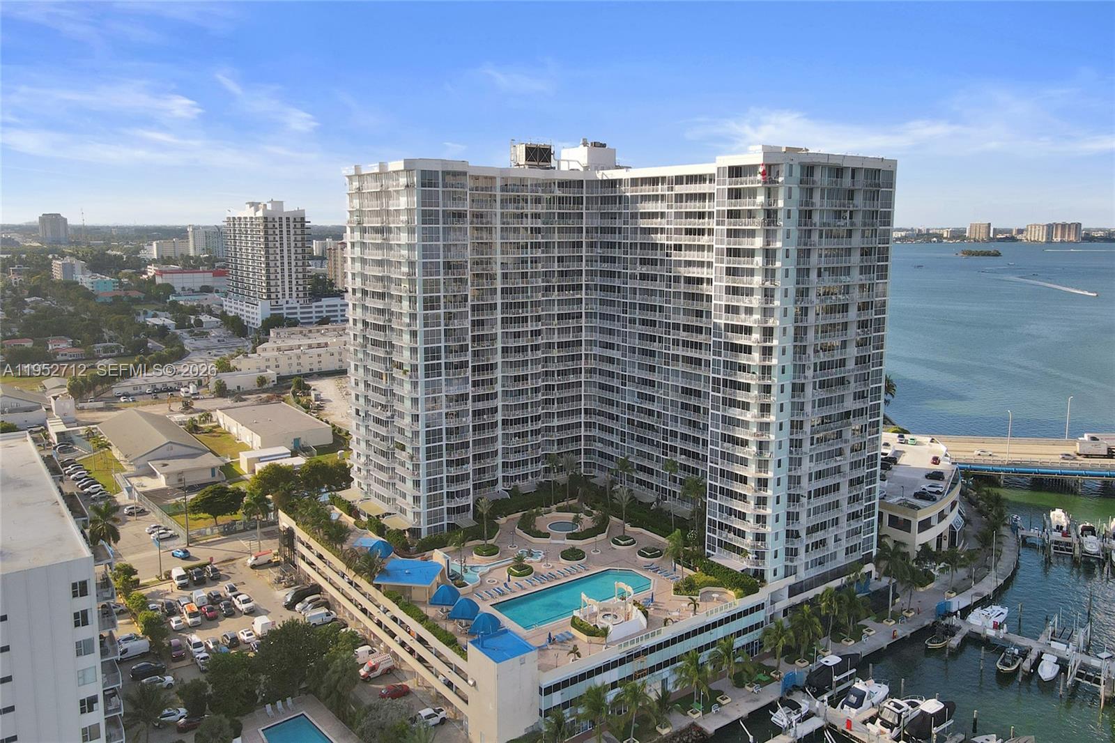 THE GRANDVIEW PALACE COND - Residential