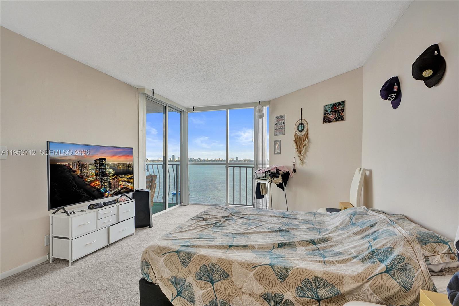 THE GRANDVIEW PALACE COND - Residential