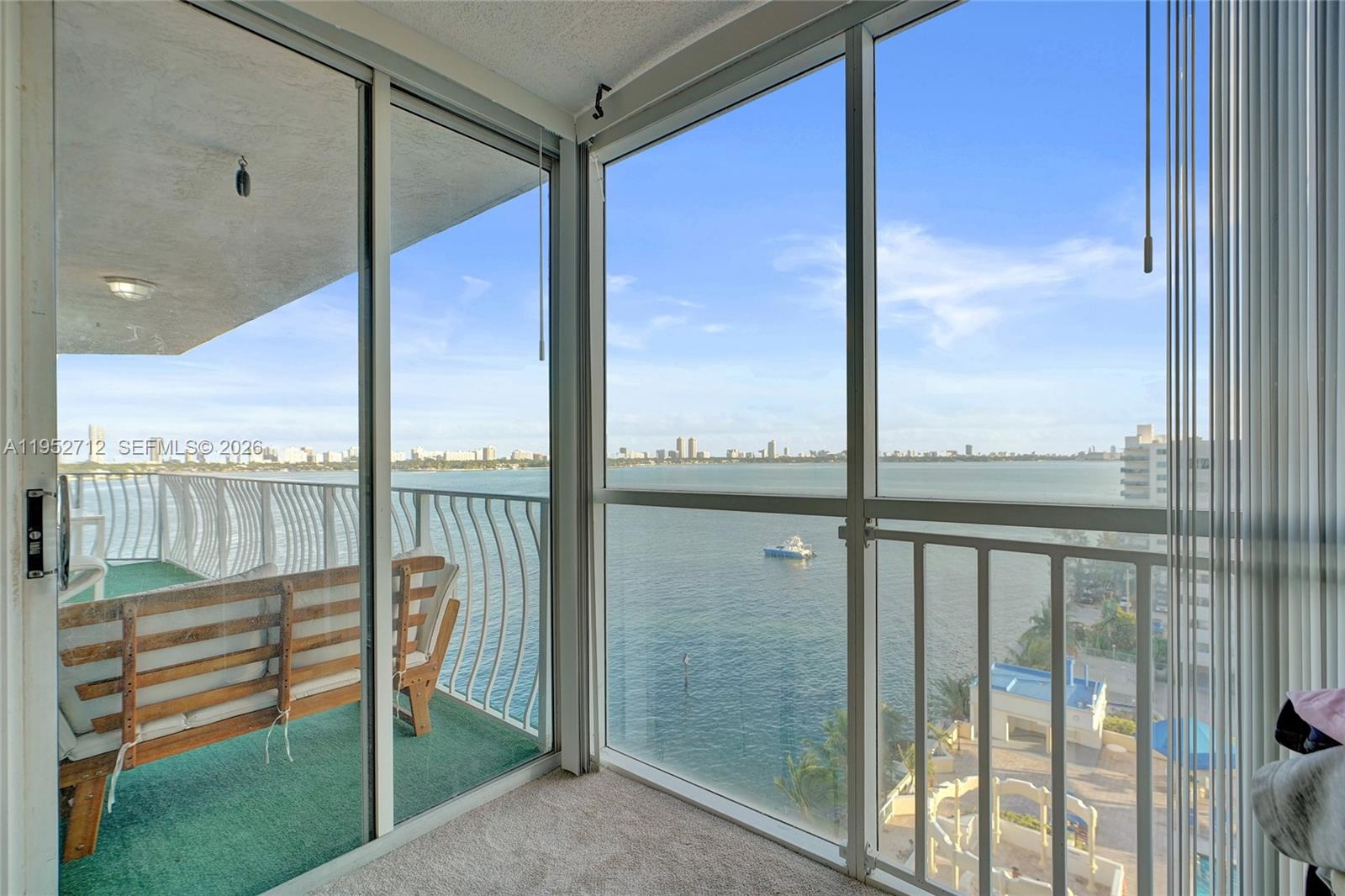 THE GRANDVIEW PALACE COND - Residential