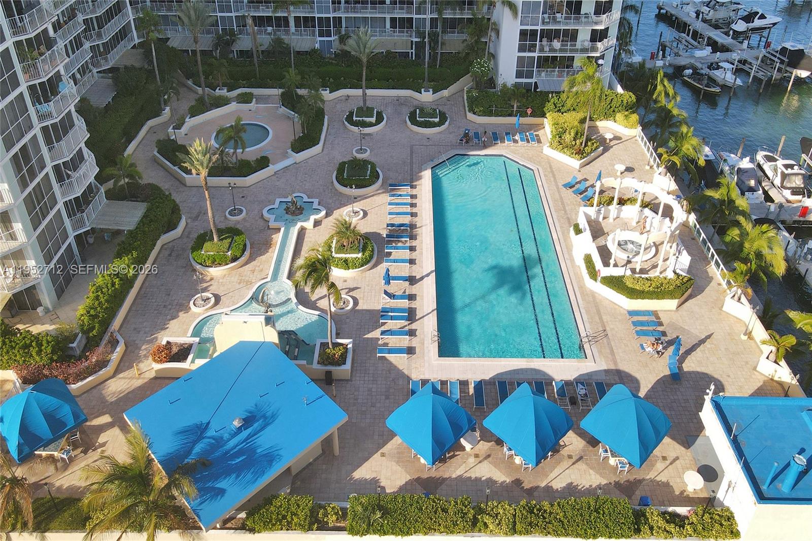 THE GRANDVIEW PALACE COND - Residential