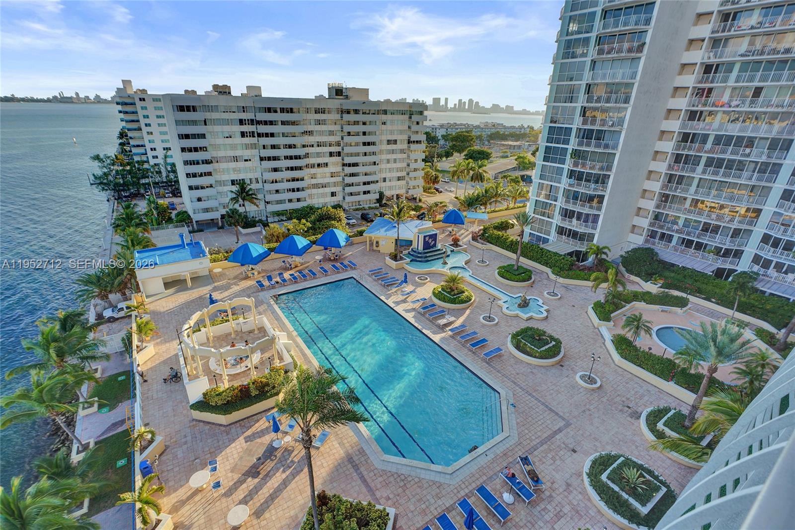 THE GRANDVIEW PALACE COND - Residential