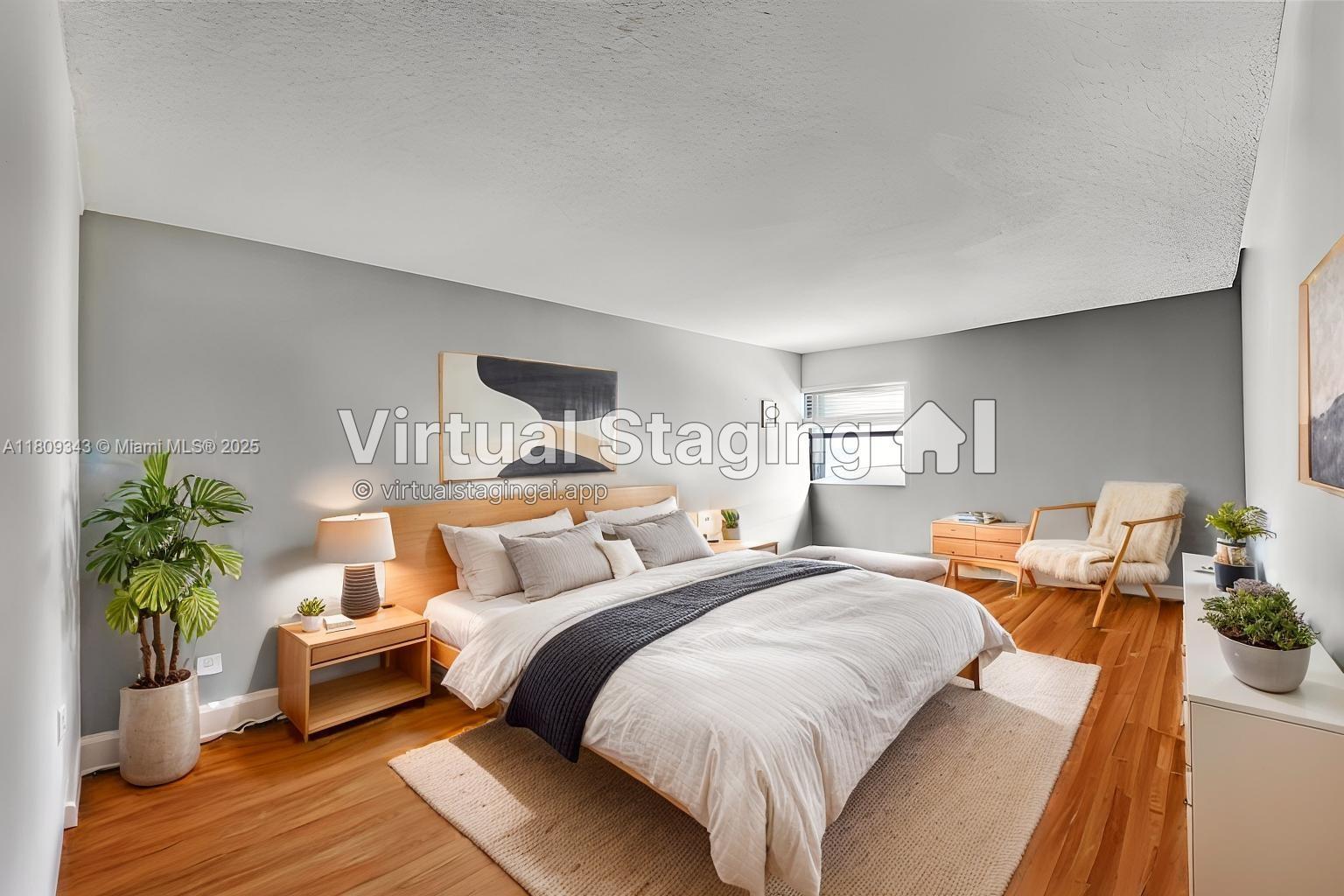 SUMMIT CONDO - Residential