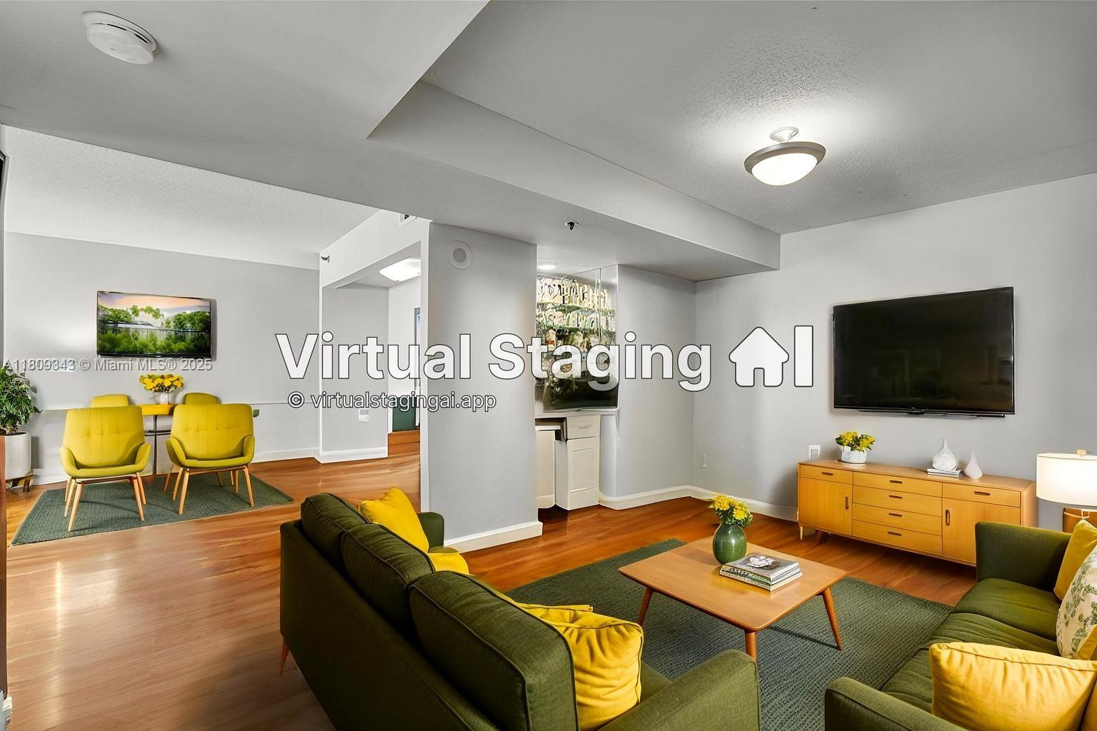 SUMMIT CONDO - Residential