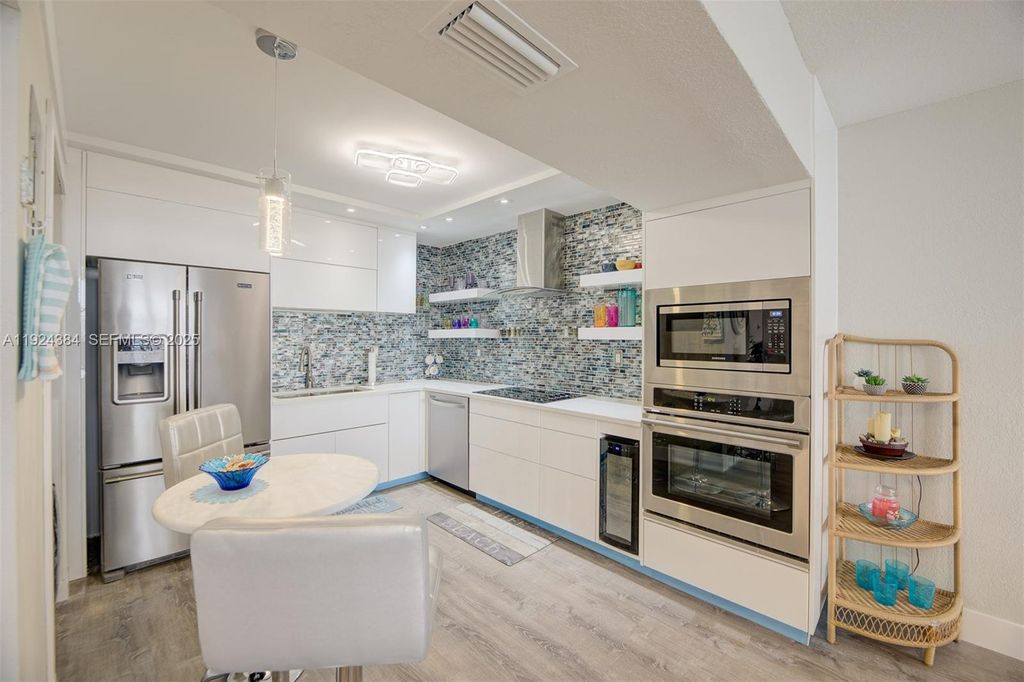 Photo of 3725 S Ocean Dr #601, Hollywood, FL 33019 (MLS # A11924384)
