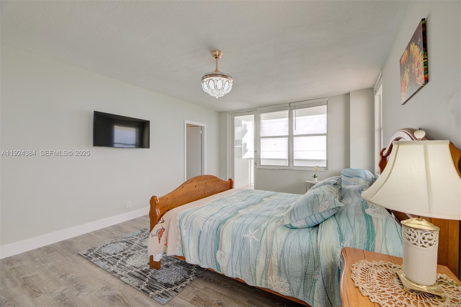 SEA AIR TOWERS CONDO - Residential Lease