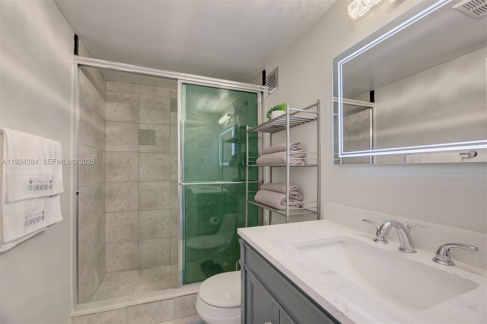 SEA AIR TOWERS CONDO - Residential Lease