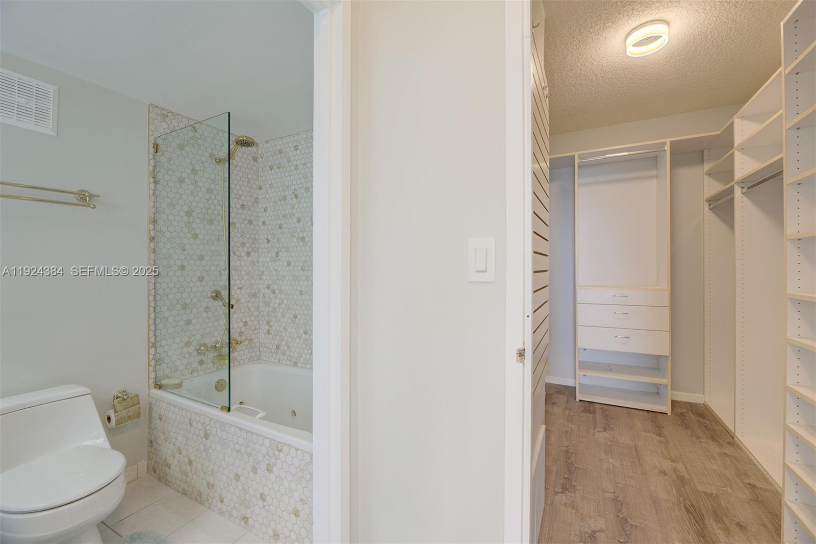 SEA AIR TOWERS CONDO - Residential Lease