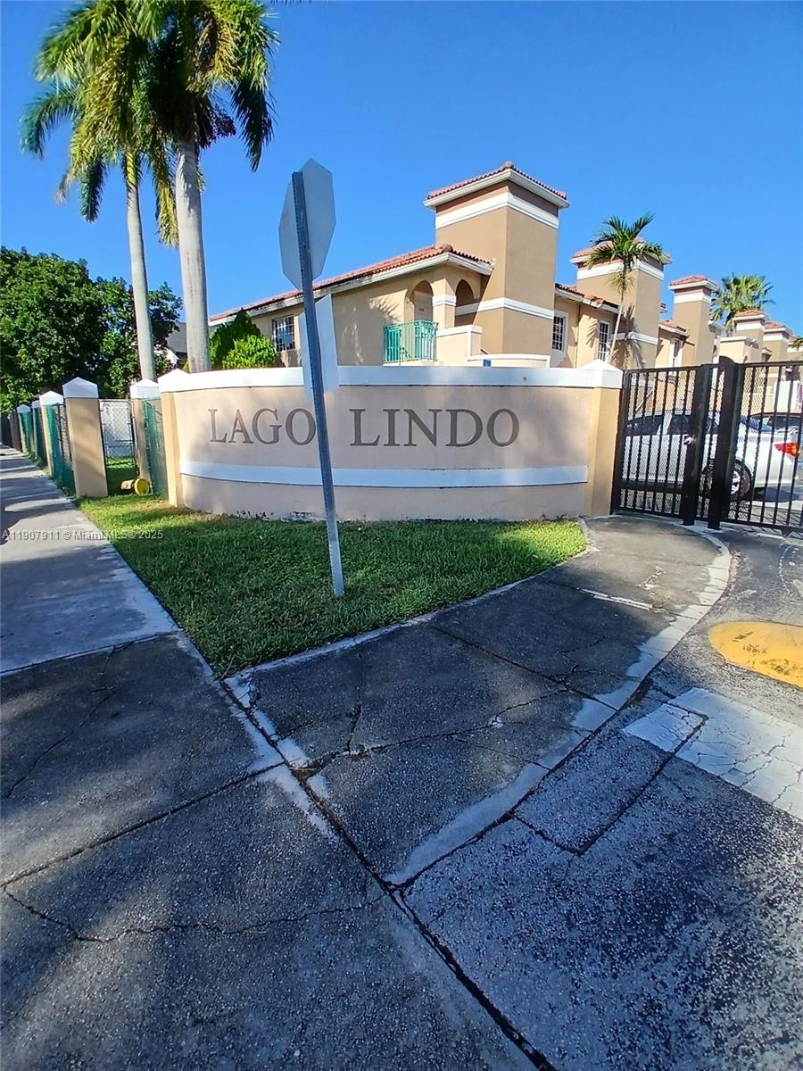 LAGO LINDO TOWNVILLAS CON - Residential Lease