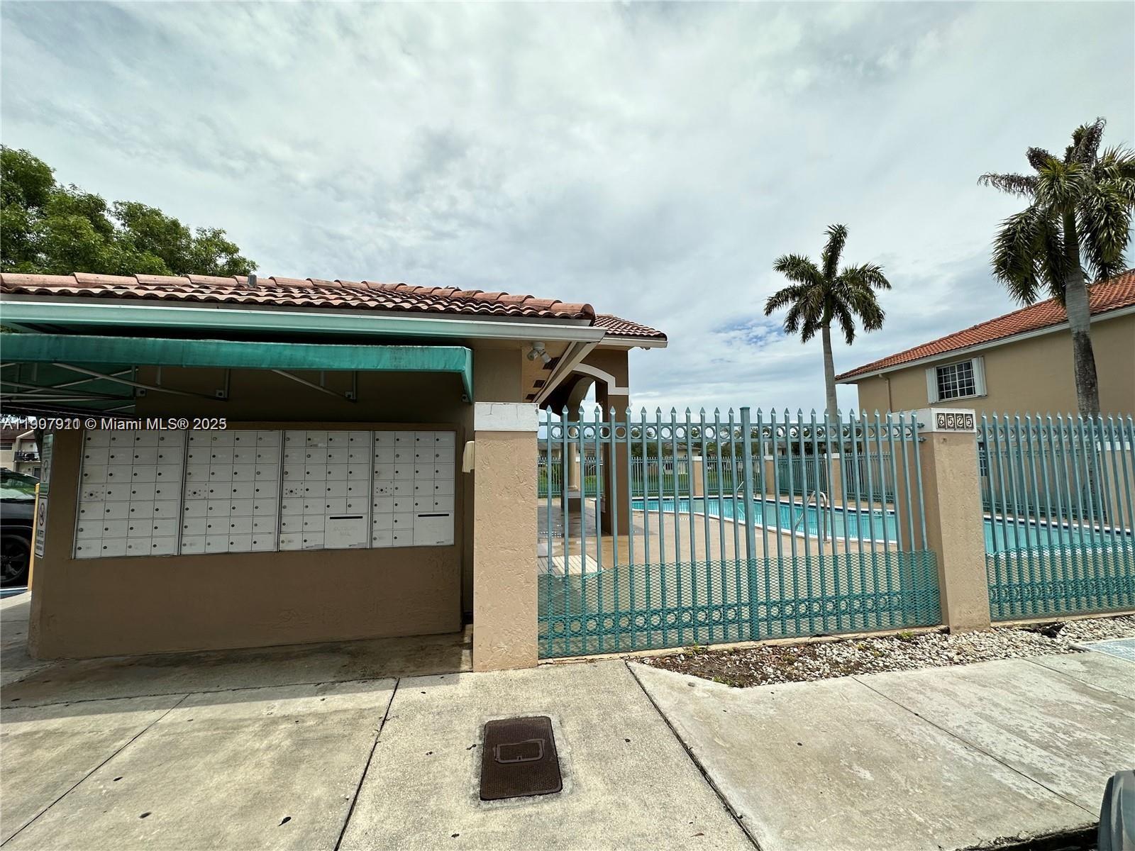 LAGO LINDO TOWNVILLAS CON - Residential Lease