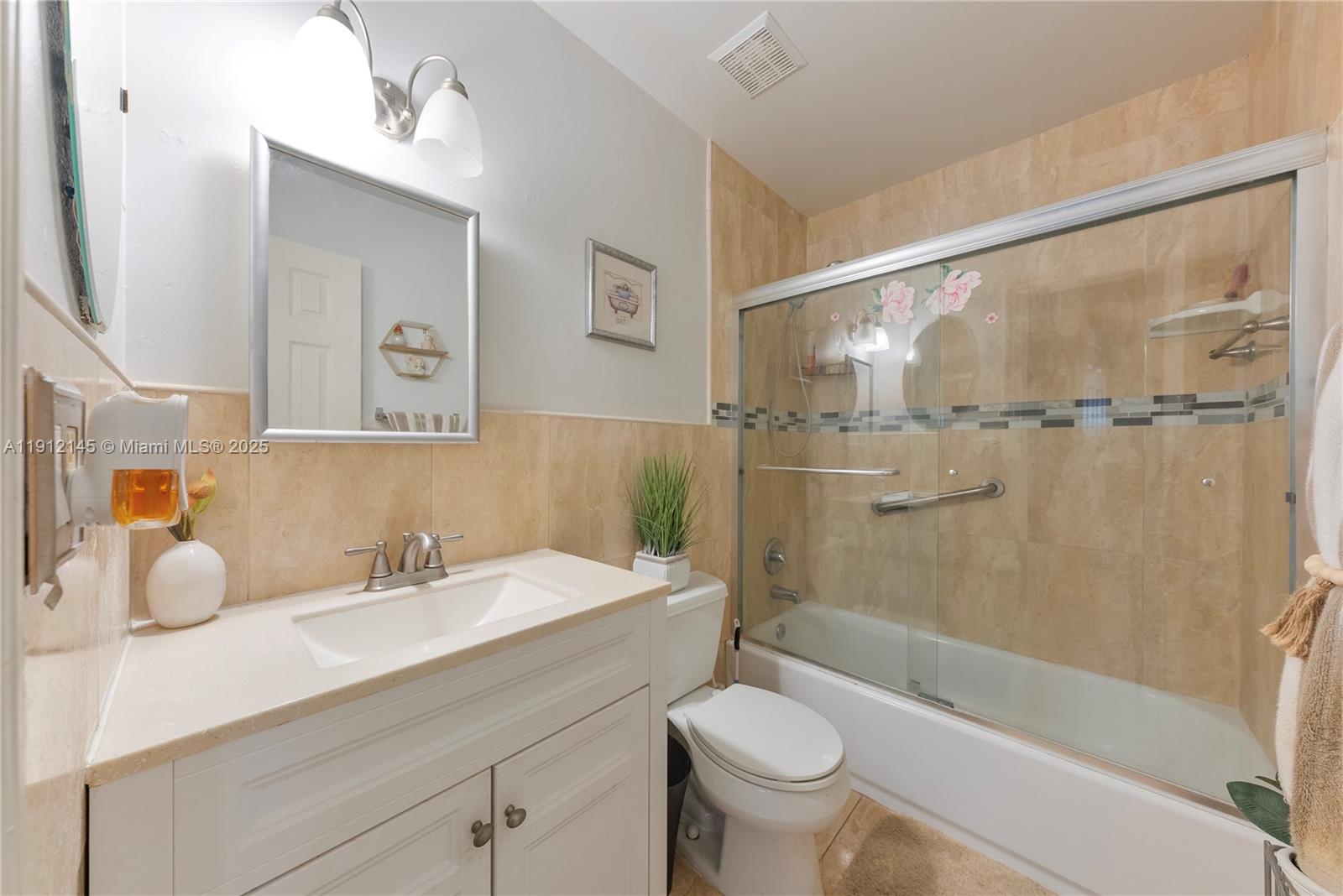 NORTH LAUDERDALE VILLAGE - Residential