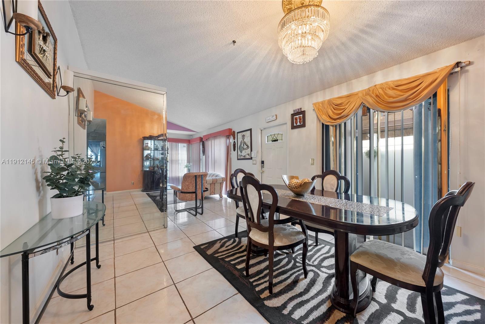 NORTH LAUDERDALE VILLAGE - Residential