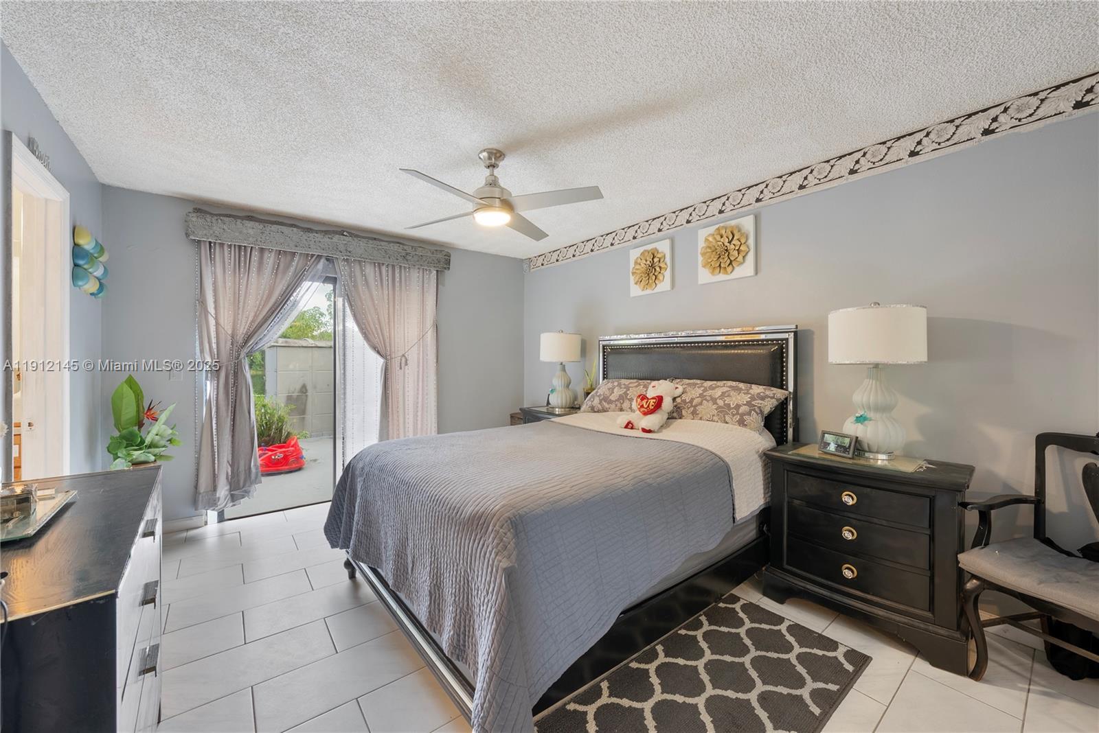 NORTH LAUDERDALE VILLAGE - Residential